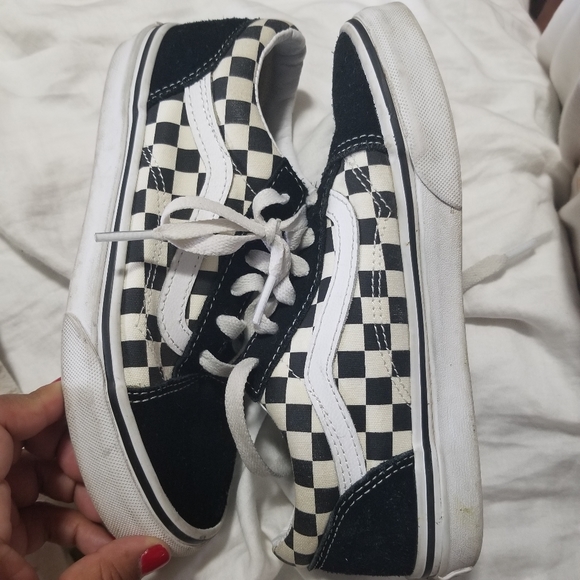 Van's - Picture 2 of 3